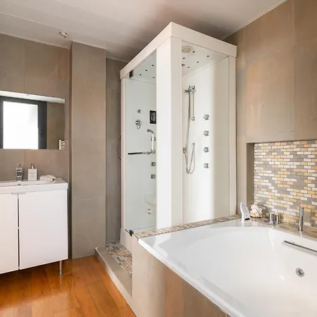 Villa 4 Bedroom 25 Minutes To Barcelona Fantastic Sea Views Pool