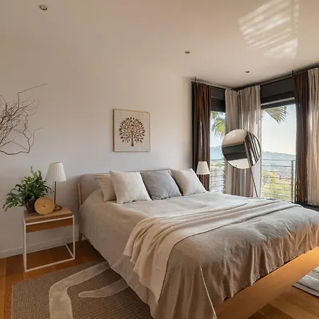 4 Bedroom 25 Minutes To Barcelona Fantastic Sea Views Pool Villa *