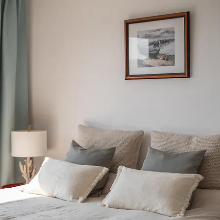 4 Bedroom 25 Minutes To Barcelona Fantastic Sea Views Pool Villa Alella